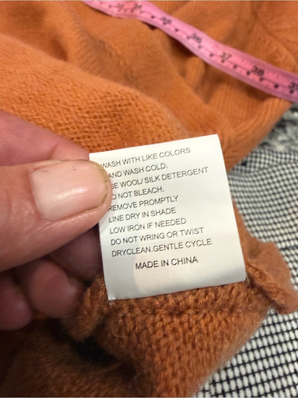 Women's Rust Orange V-Neck Ruched Sweater - Picture 9 of 9